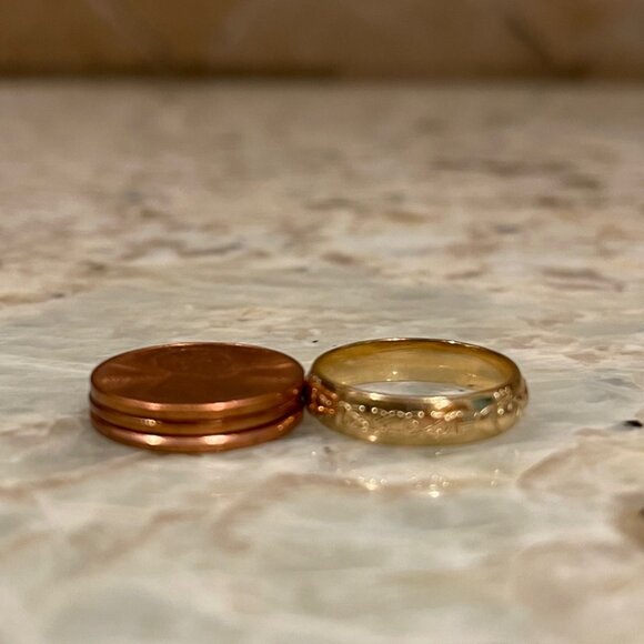 14k Gold Claddagh Band Ring - Picture 9 of 9